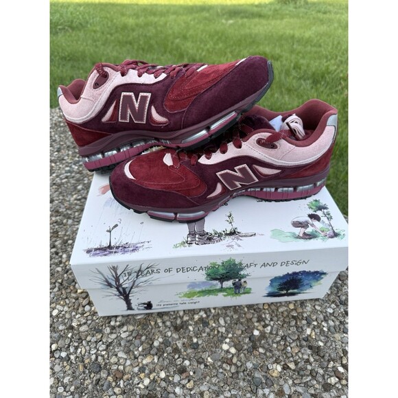 Size 9 US - New Balance 2011 Kith \'Sakura Flower\' U20119UF NB Red Ronnie